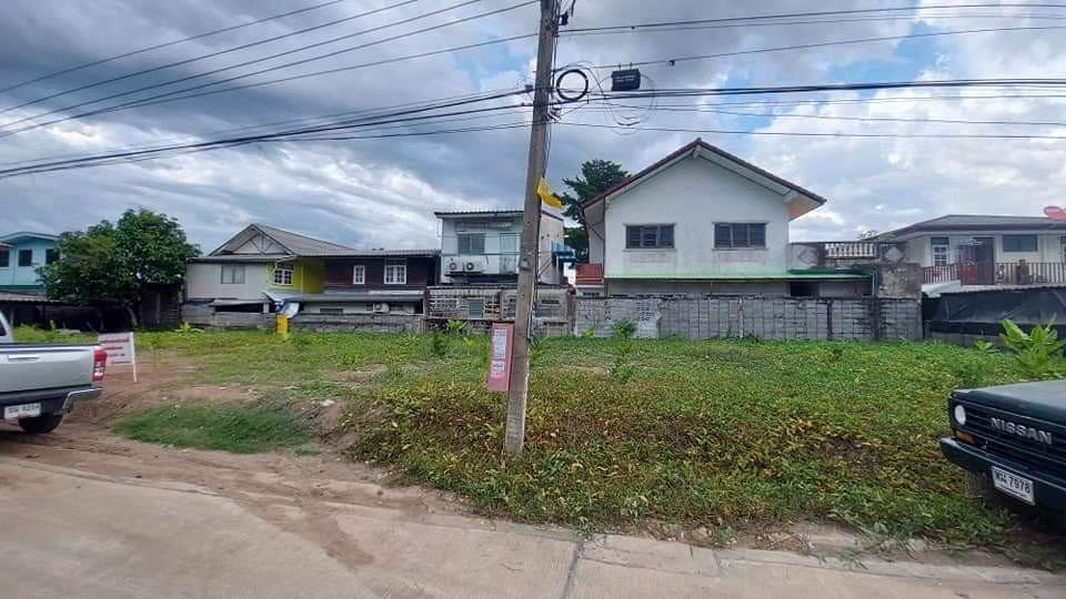 ขายที่ดินบางศรีเมือง 121 ตารางวา ติดถนนคอนกรีตสาธารณะ ถมไว้แล้ว ซอยบางศรีเมือง 13 อ.เมืองนนทบุรี จ.นนทบุรี