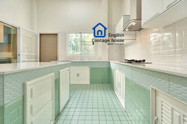 ขายบ้านเดี่ยวสไตล์ english cottage  สร้างใหม่พร้อมอยู่ นอกโครงการ เชียงใหม่ 