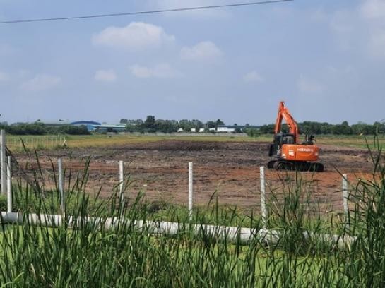 ขายที่ดิน 5 ไร่ 3 งานติดถนนใหญ่เส้นหลัก หน้ากว้าง 53 เมตร เหมาะกับ พัฒนาอสังหา ทาวน์โฮม ตึกแถว คอมมูนิตี้มอลล์ ปั๊มน้ำมัน โรงงาน ใกล้ Big C ไทรน้อย