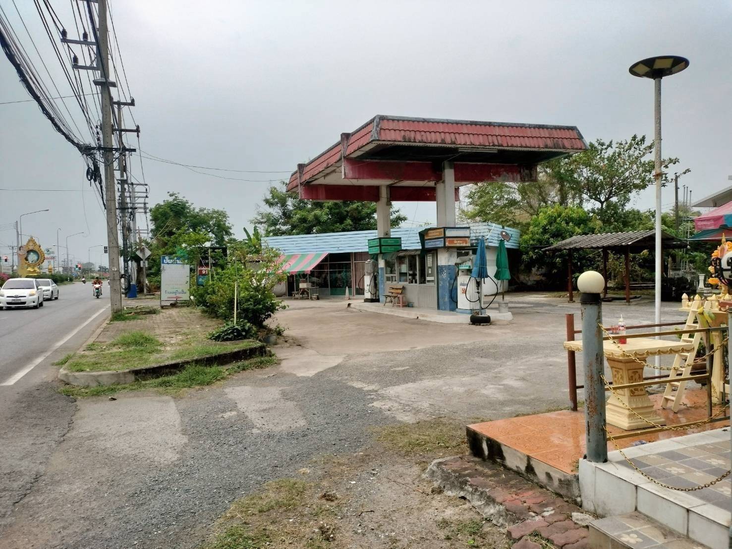 ขายกิจการโรงแรมแห่งเดียวที่ติดถนนสายหลักจำนวน 3 ไร่ ใจกลางเมืองนครนายก