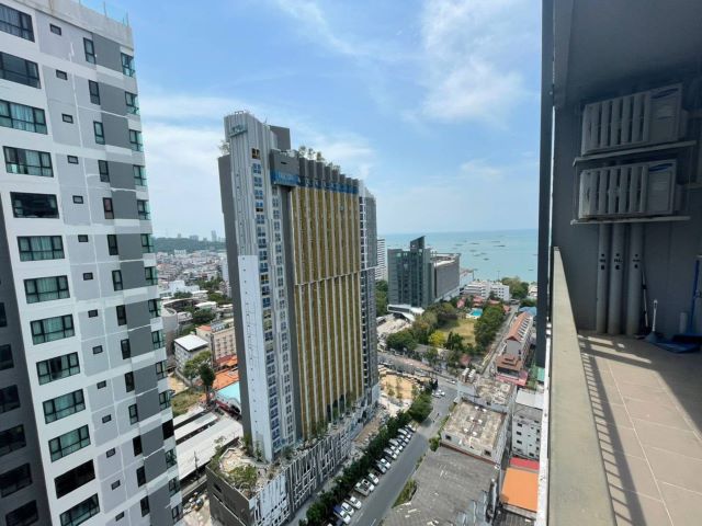 CM04431 ขาย คอนโด เดอะ เบส เซ็นทรัล พัทยา For sale The Base Central Pattaya - The Best View  (with Tenant)   ถนนพัทยาสาย 2
