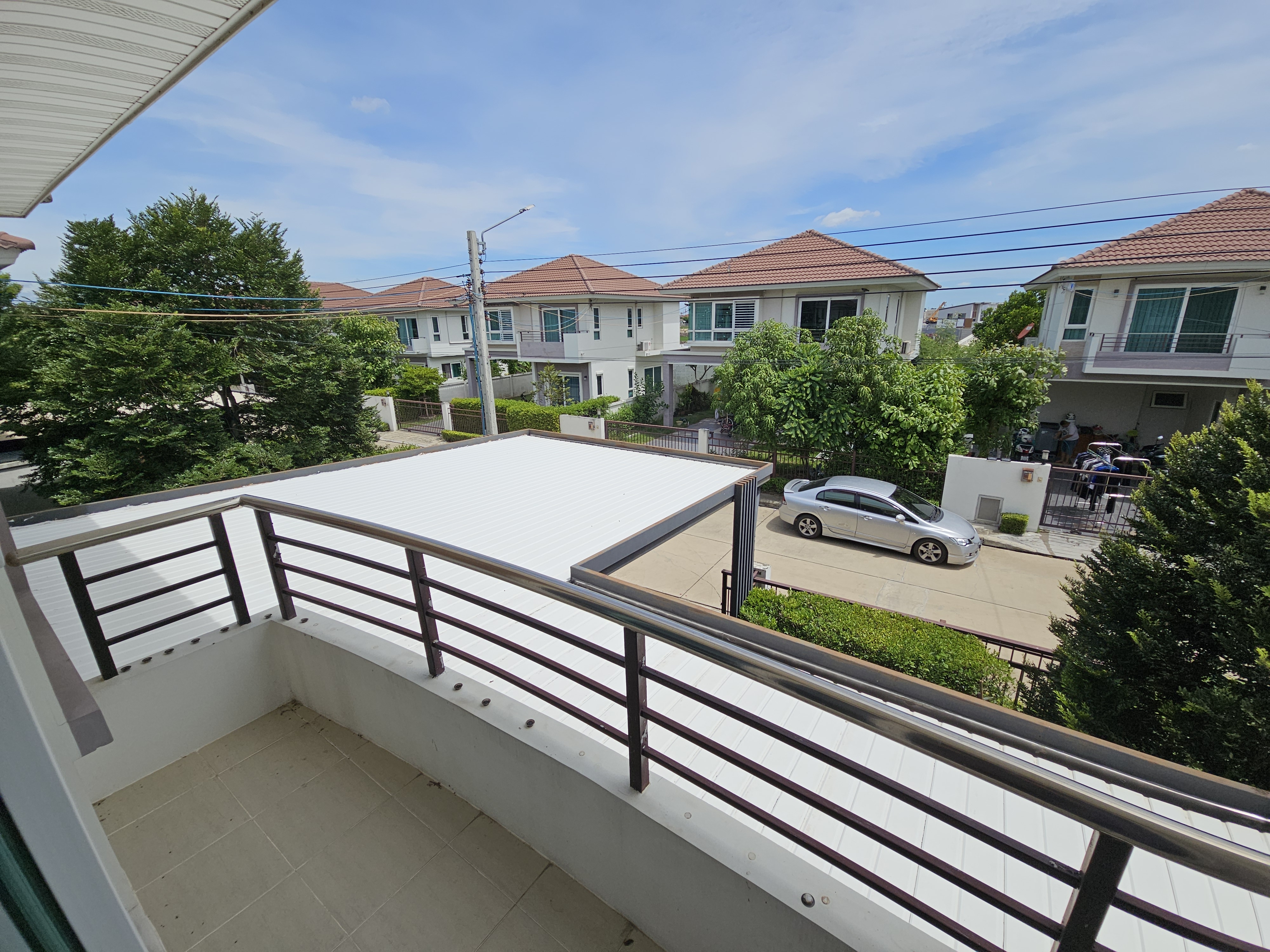ขาย/เช่า บ้านเดี่ยวหรู ลัดดารมย์ วงแหวน-รามอินทรา (โครงการ Q House)