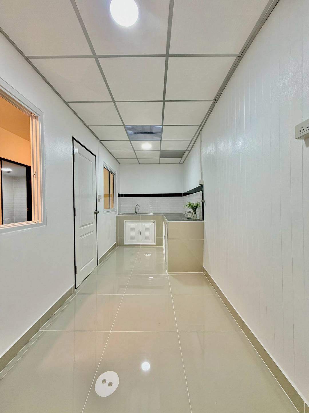 ขายด่วน! ทาวน์เฮ้าส์ 2 ชั้น รีโนเวทใหม่ทั้งหลัง พร้อมเฟอร์ฯ #ทำเลทองบางใหญ่ ซอยแก้วอินทร์  บ้านพร้อมอยู่ สภาพสวยกริ๊บ ดีไซน์ทันสมัย ตอบโจทย์ครอบครัวยุคใหม่ ในราคาที่