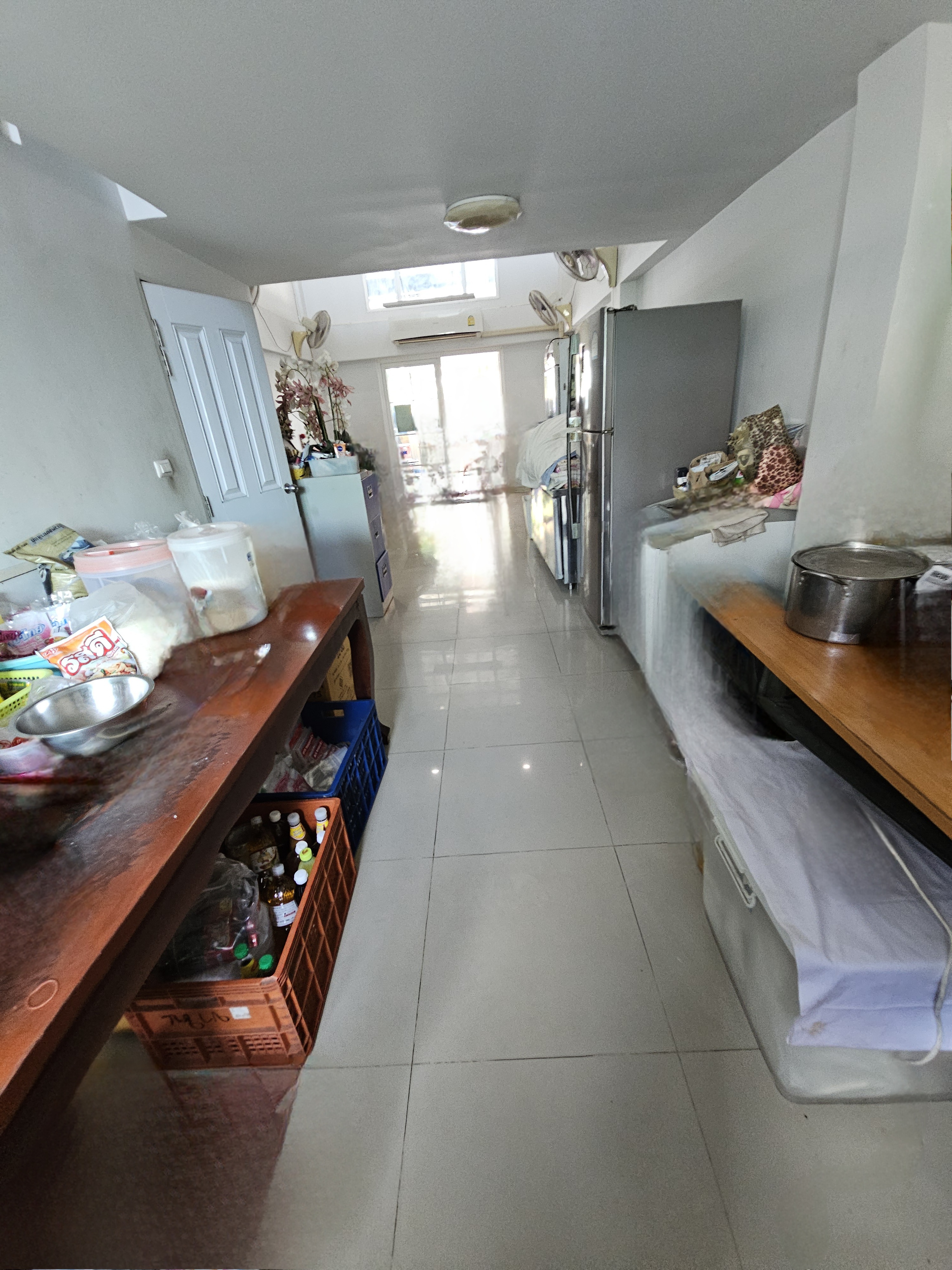 RealEstate905-16 